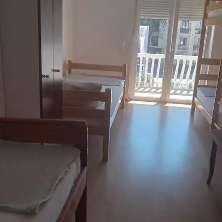 The Red Door Hostel Trebinje