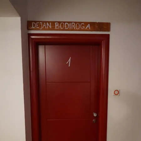 The Red Door Hostel Trebinje