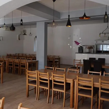 Hostel The Red Door Trebinje