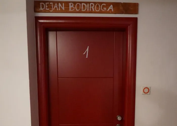 The Red Door Hostel Trebinje