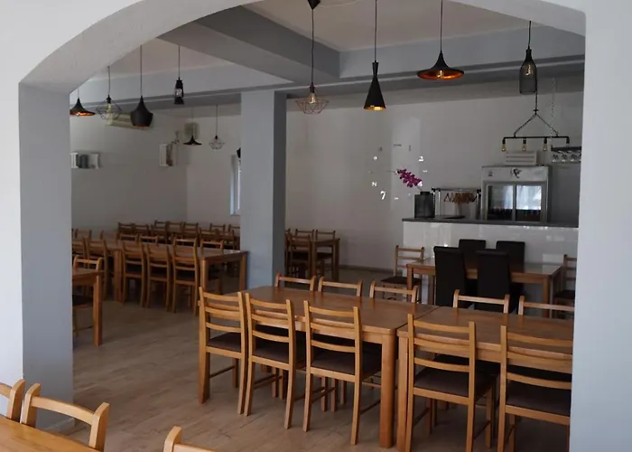 Hostel The Red Door Trebinje