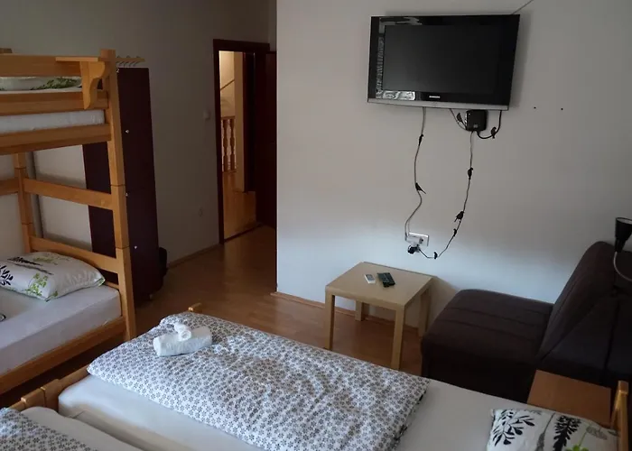 The Red Door Hostel Trebinje